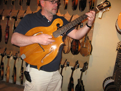 AVM_Mandocello.jpg